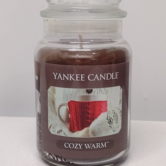 Yankee Candle Christmas Holiday Jar Candles - 22oz - Choose Your Favorite Scent! - Picture 2 of 4